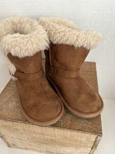 Child`s Boots